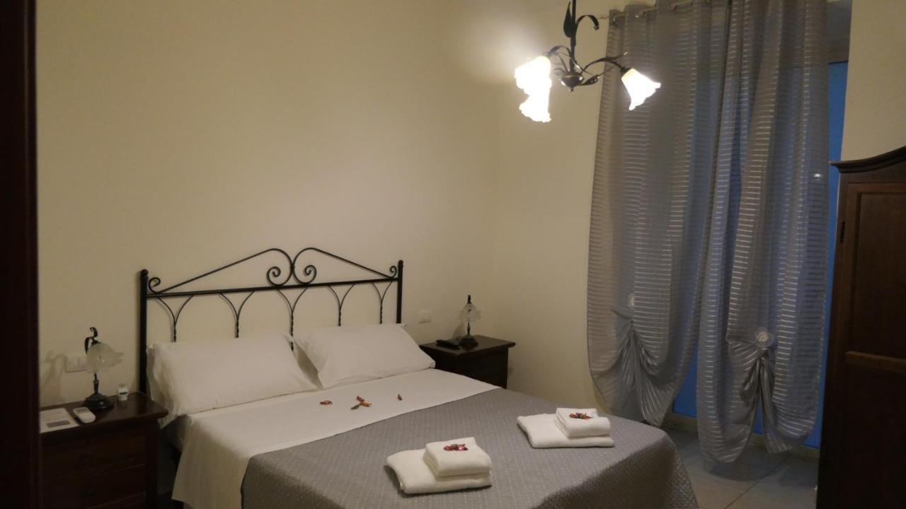 נאפולי B&B Dimora Cirillo מראה חיצוני תמונה